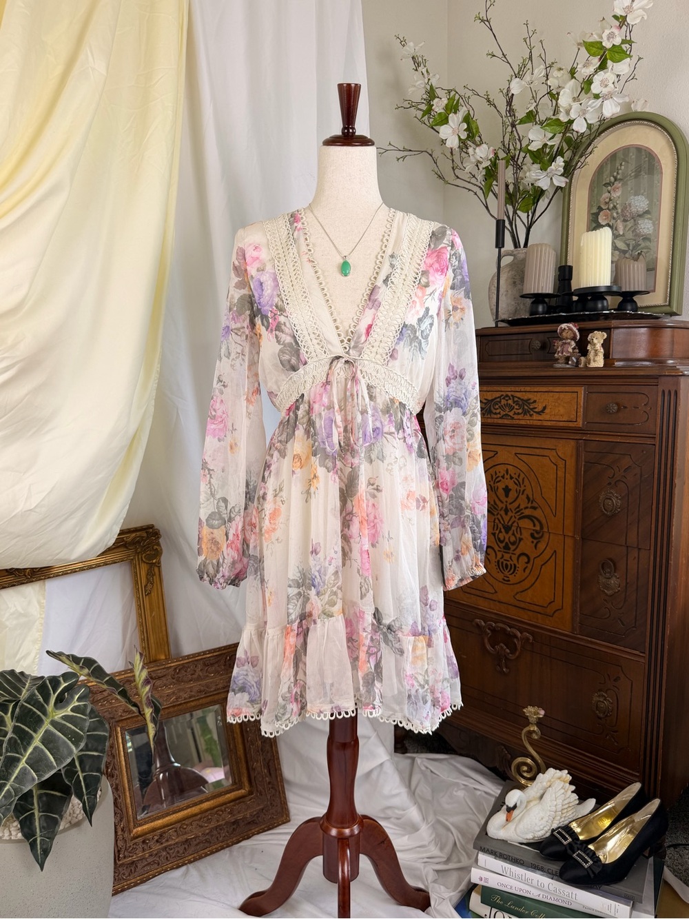 NWT Lulu's Cream Floral Lace-Trim Long Sleeve Mini Midi Summer Dress Garden